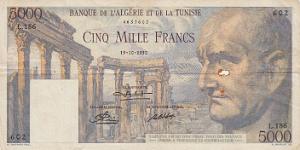 DOCUMENTS ET DIVERS